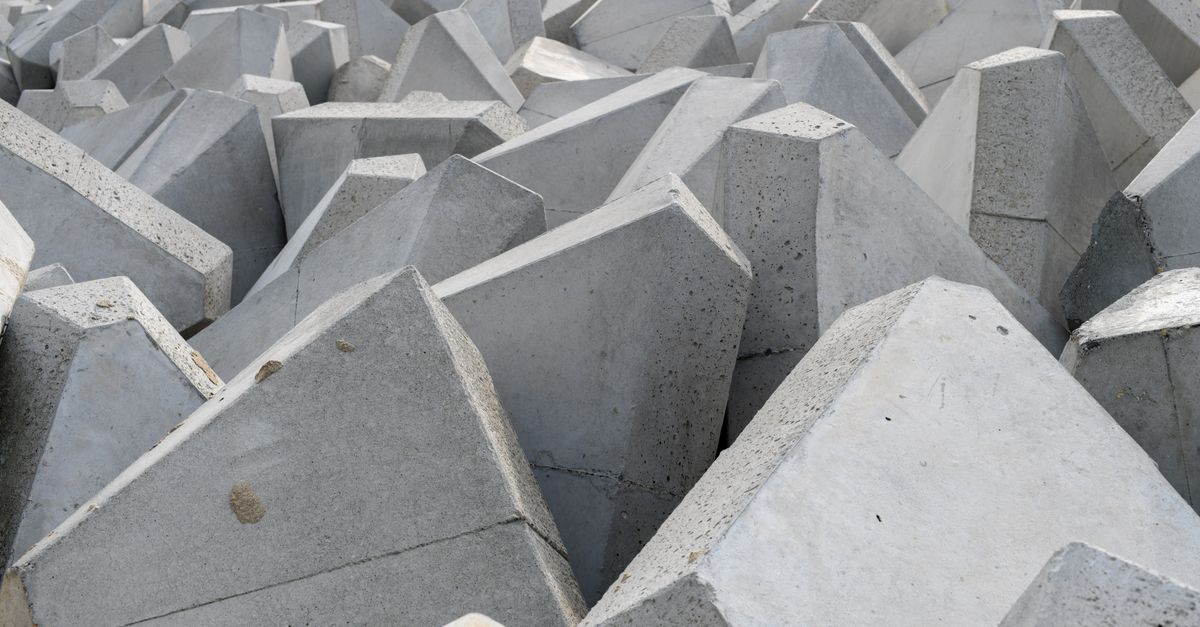 The Process of Applying Decorative Concrete Finishes