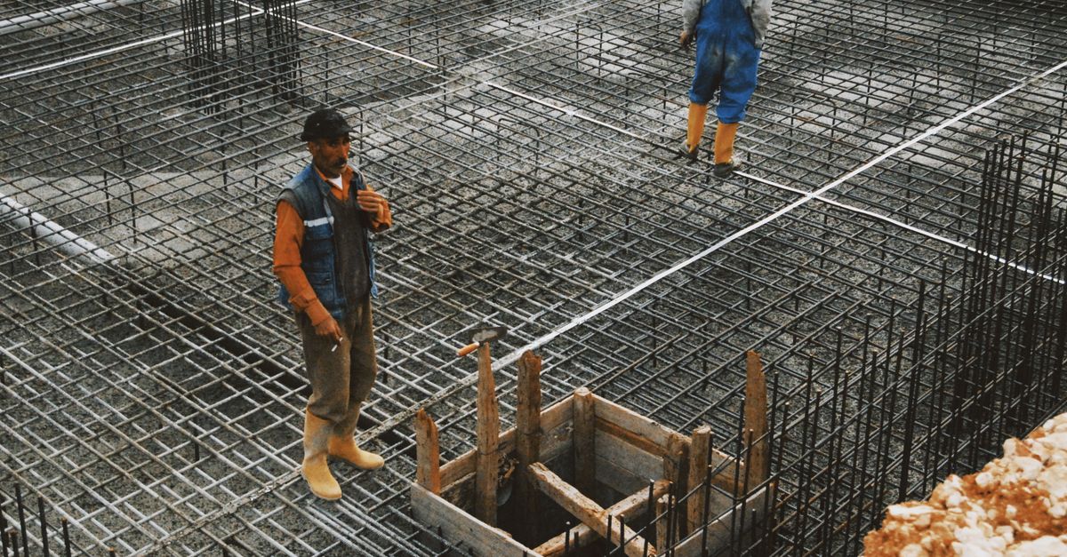 The Role of Surface Preparation in Coloured Concrete Application